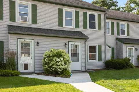 35 Brickyard Rd #31, Essex Junction, VT 05452