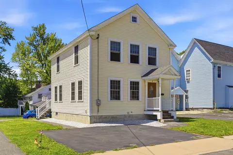 4 Abbott St, Nashua, NH 03064