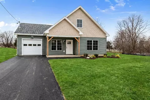 32 Upper Gilman St #7, Saint Albans, VT 05478
