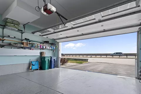 Exterior - 553 Ocean Blvd, Hampton, NH 03842 photo 8 of 8