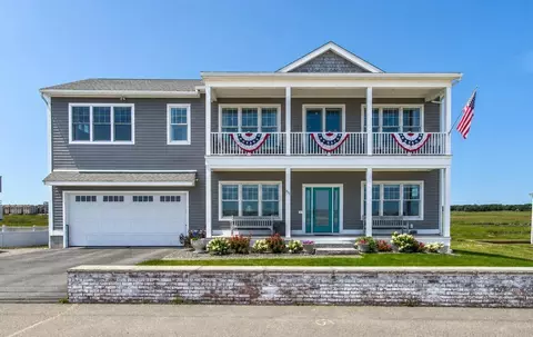 Exterior - 553 Ocean Blvd, Hampton, NH 03842 photo 1 of 8