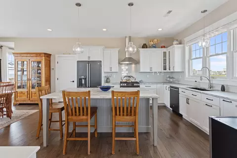 Kitchen - 553 Ocean Blvd, Hampton, NH 03842 photo 5 of 5