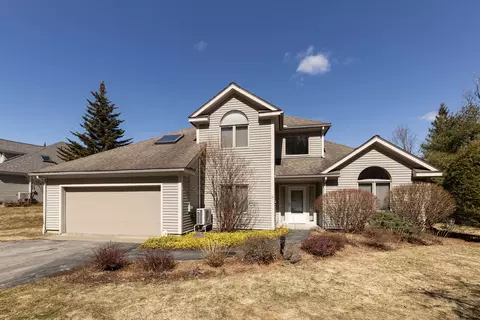 14 Sterling Springs Dr, White River Junction, VT 05001