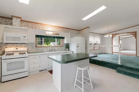 611 Meadowbend Rd, Williston, VT 05495 photo 10