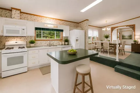 611 Meadowbend Rd, Williston, VT 05495 photo 3