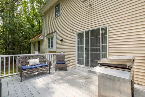 Exterior - 2 Chapman Way, Exeter, NH 03833 photo 8 of 12