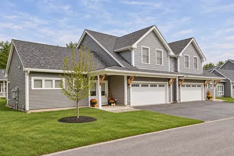 5 Kasnet Dr, Rye, NH 03870