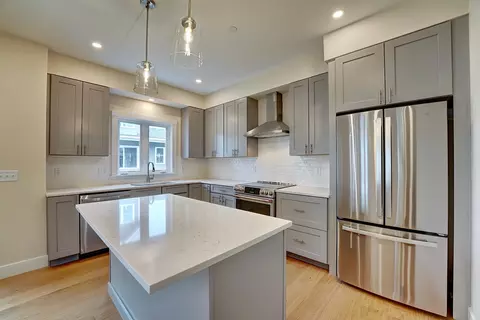 Kitchen - 5 Kasnet Dr, Rye, NH 03870 photo 3 of 4