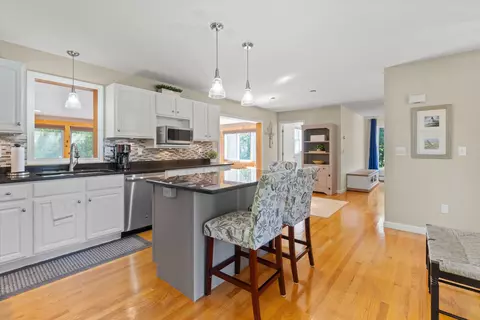 Kitchen - 55 Autumn Run, Hooksett, NH 03106 photo 1 of 4