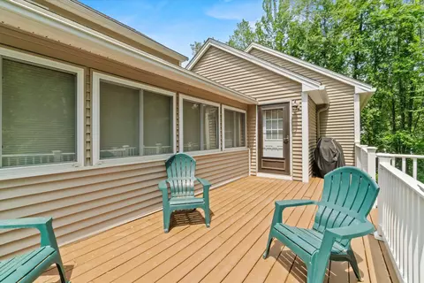Exterior - 55 Autumn Run, Hooksett, NH 03106 photo 5 of 10