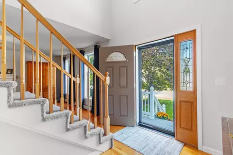 Entry Way - 55 Autumn Run, Hooksett, NH 03106 photo 1 of 5