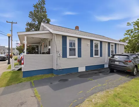 Exterior - 51 Highland Ave, Hampton, NH 03842 photo 1 of 8