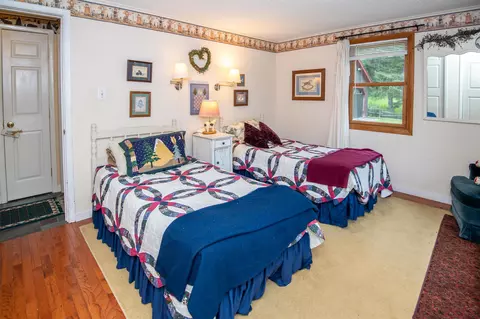 Bedroom - 1545 E Hill Rd, Ludlow, VT 05149 photo 5 of 8
