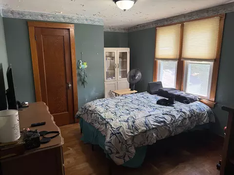Bedroom - 185 Wall St, Springfield, VT 05156 photo 7 of 9