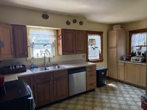 Kitchen - 185 Wall St, Springfield, VT 05156 photo 3 of 3