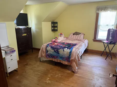Bedroom - 185 Wall St, Springfield, VT 05156 photo 4 of 9