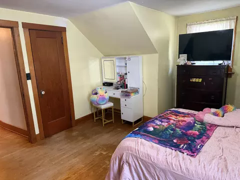 Bedroom - 185 Wall St, Springfield, VT 05156 photo 6 of 9