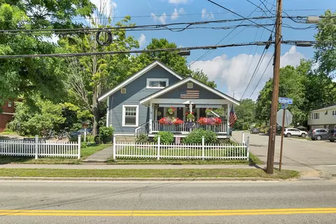 50 Gilford Ave, Laconia, NH 03246