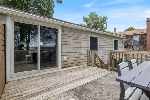 Exterior - 24 Walnut Ave, Hampton, NH 03842 photo 5 of 12