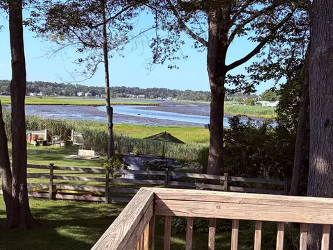 View/Area - 24 Walnut Ave, Hampton, NH 03842 photo 12 of 13
