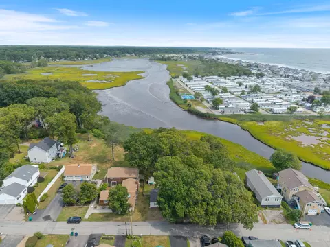 View/Area - 24 Walnut Ave, Hampton, NH 03842 photo 5 of 13