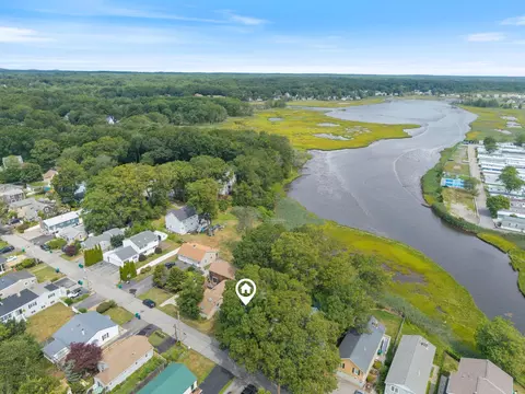 View/Area - 24 Walnut Ave, Hampton, NH 03842 photo 6 of 13