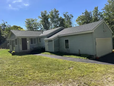 410 Sheridan Rd, Moultonborough, NH 03254