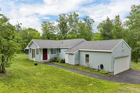 410 Sheridan Rd, Moultonborough, NH 03254