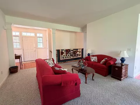Living - 80 Casey Ln, Williston, VT 05495 photo 7 of 7