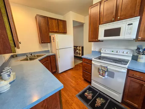 Kitchen - 80 Casey Ln, Williston, VT 05495 photo 1 of 2