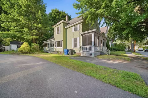 16 Appleton St, Manchester, NH 03104