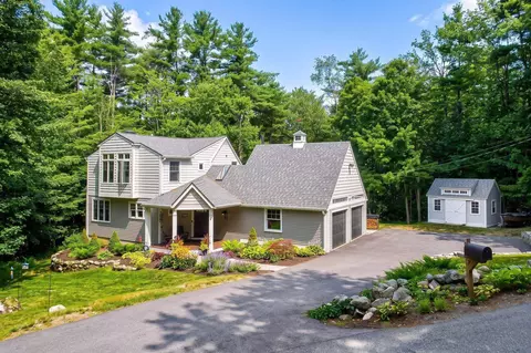 325 Belknap Mountain Rd, Gilford, NH 03249