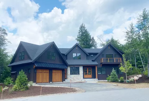 184 Crooked Mountain Rd, Lincoln, NH 03251