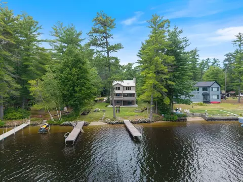 22 Lakeside Dr, Milton, NH 03851