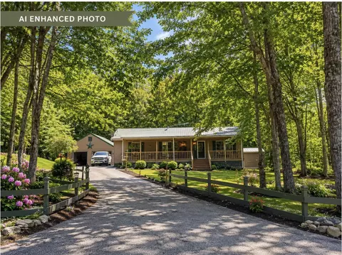 12 Overlook Dr, Center Harbor, NH 03226