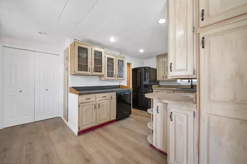 Kitchen - 39 Devens St, Berlin, NH 03570 photo 3 of 5