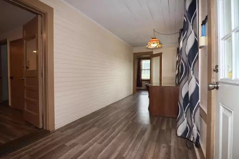 Entry Way - 95-97 Lancaster Rd, Gorham, NH 03581 photo 1 of 9