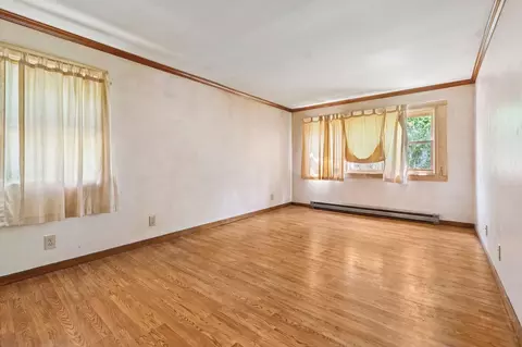 Living - 72 Ledge Dr, Plainfield, NH 03781 photo 6 of 6
