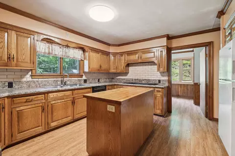 Kitchen - 72 Ledge Dr, Plainfield, NH 03781 photo 1 of 3