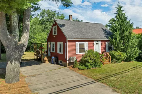 369 High St, Somersworth, NH 03878