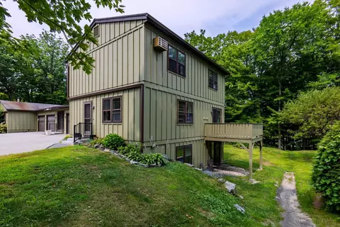25 Pleasant St #55, Lebanon, NH 03784