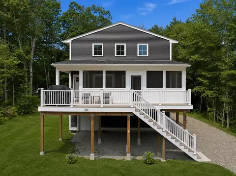234 Paradise Dr, Moultonborough, NH 03254