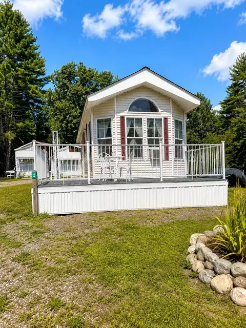 46 Beaver Pond Rd #2, Farmington, NH 03835