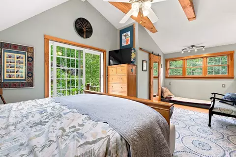 Bedroom - 125 Cunningham Pond Rd, Warner, NH 03278 photo 4 of 5