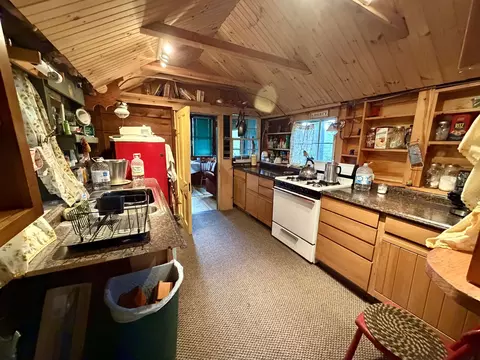 Kitchen - 3 Hermit Is, Washington, NH 03280 photo 2 of 3