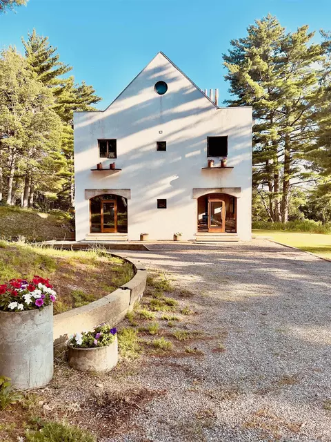 437 Avery Hill Rd, Alton, NH 03810