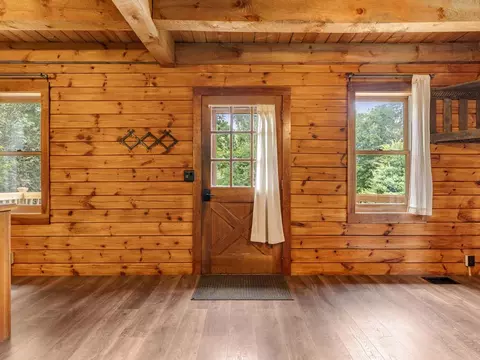 Entry Way - 1136 Vt Route 4a E, Castleton, VT 05735 photo 1 of 3