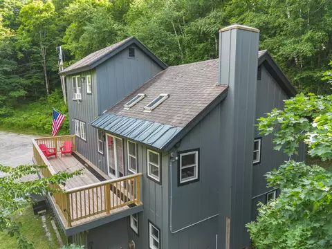 1990 E Mountain Rd, Killington, VT 05751