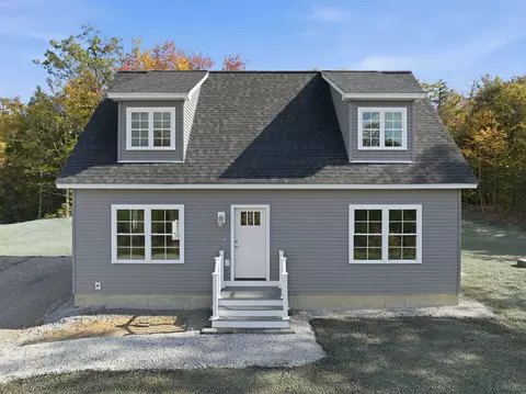 11 Lindsay Ln # E, New Hampton, NH 03256