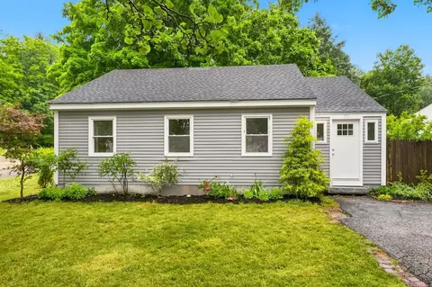 71 Manchester St, Nashua, NH 03064